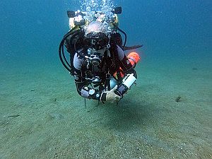 tec-fundives-inmersiones-15-poseidon-dive-center-padi-Fun-Dives-Night-Dives