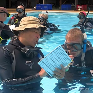 AI-Professional-PADI-IDC-PADI-Cursos-profesionales-Professioneler-PADI-IDC-poseidon-dive-center